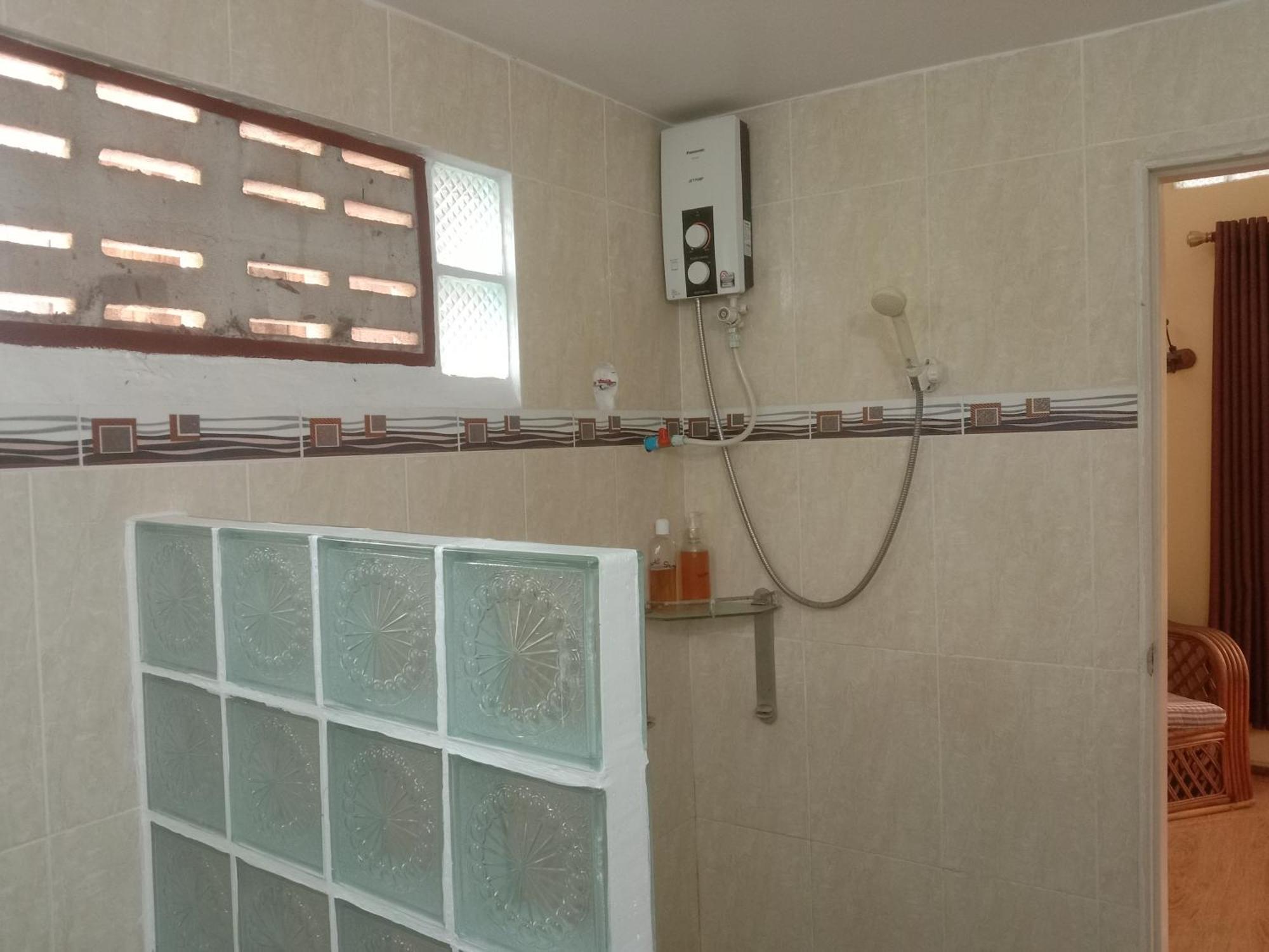 O'Hamok Family Homestay Battambang Exterior photo